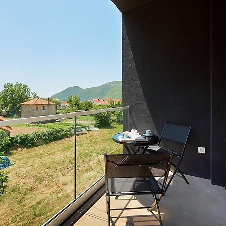 Georgiy Lux Apartments Lastva Grbaljska Екстер'єр фото