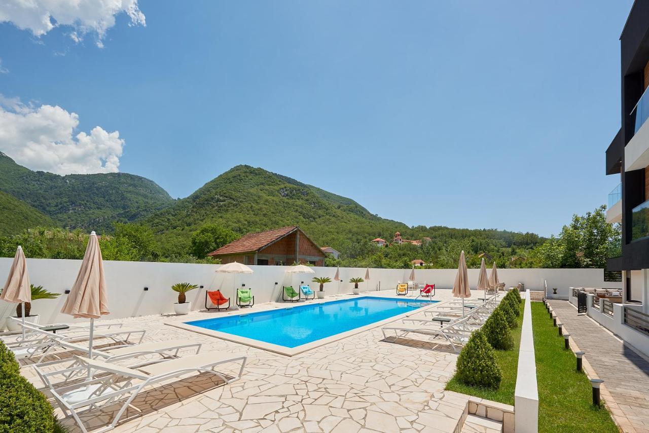 Georgiy Lux Apartments Lastva Grbaljska Екстер'єр фото