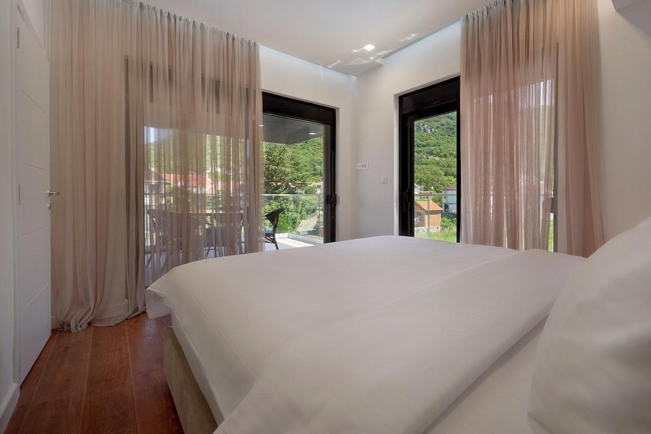 Georgiy Lux Apartments Lastva Grbaljska Екстер'єр фото