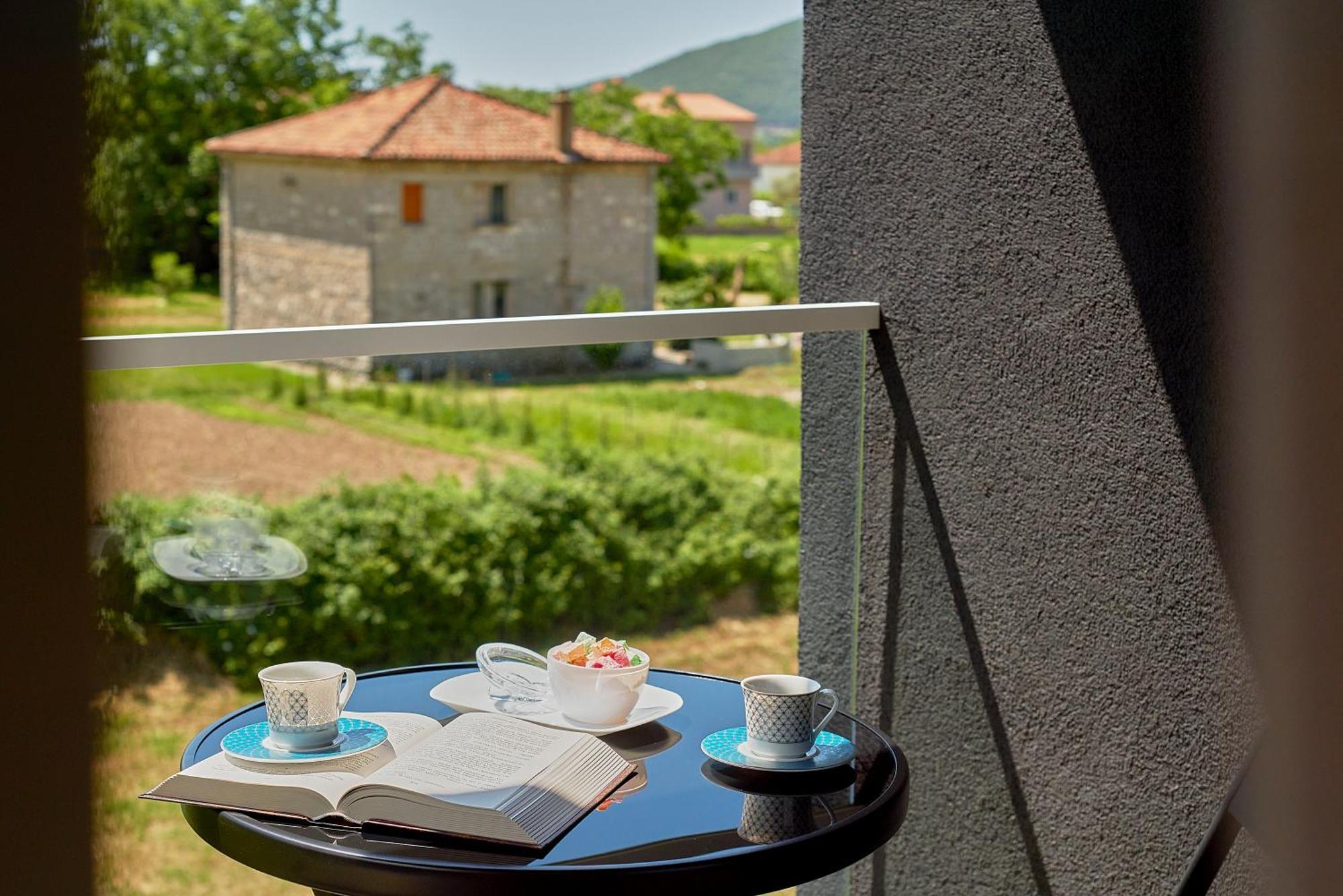 Georgiy Lux Apartments Lastva Grbaljska Екстер'єр фото
