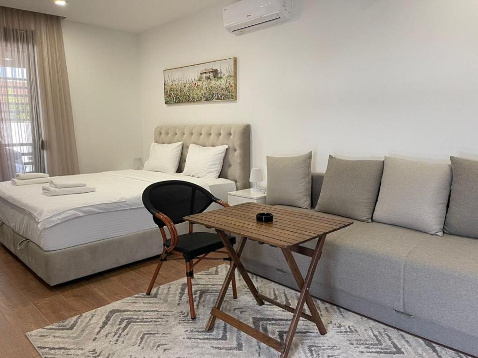 Georgiy Lux Apartments Lastva Grbaljska Екстер'єр фото